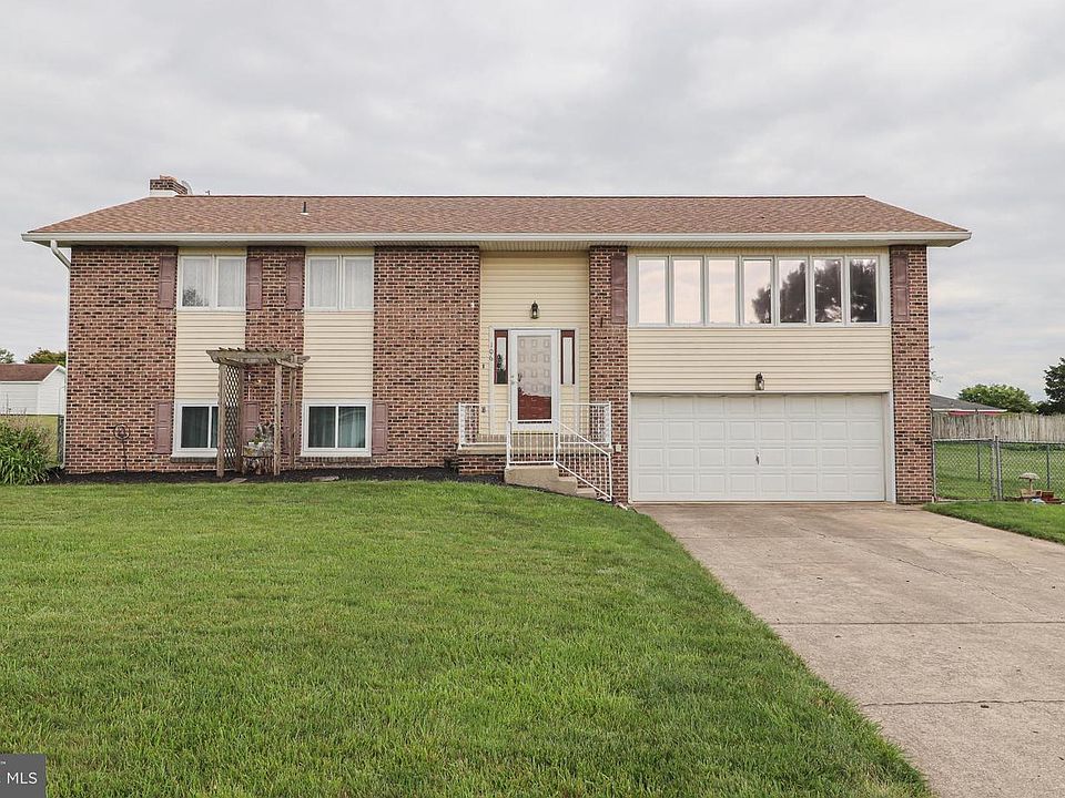 1st image of 106 Malvern Dr