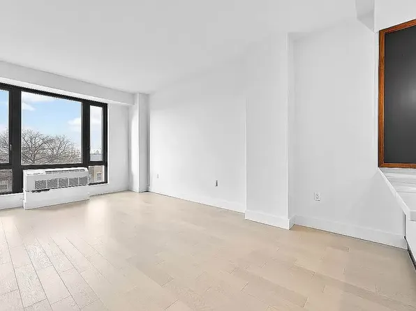 635 Fourth Avenue image 5 of 10