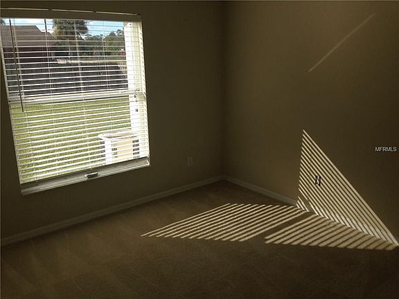 4th image of 18514 2nd Ave