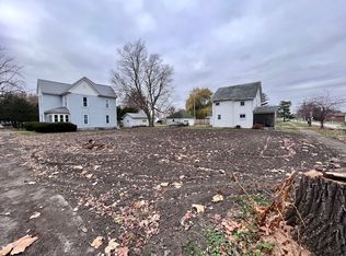 201 W Shute St, Newman, IL 61942
