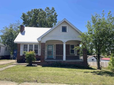 332 Pharr Ave, Selmer, TN, 38375