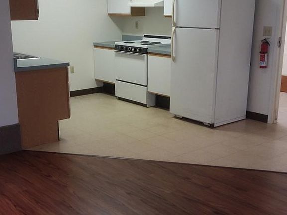 2nd image of 108 Green Oaks Dr APT D