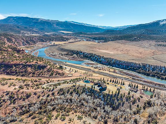 3rd image of 34900 Colorado River Rd