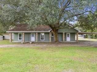 115 Windy Acres Rd, Carriere, MS 39426