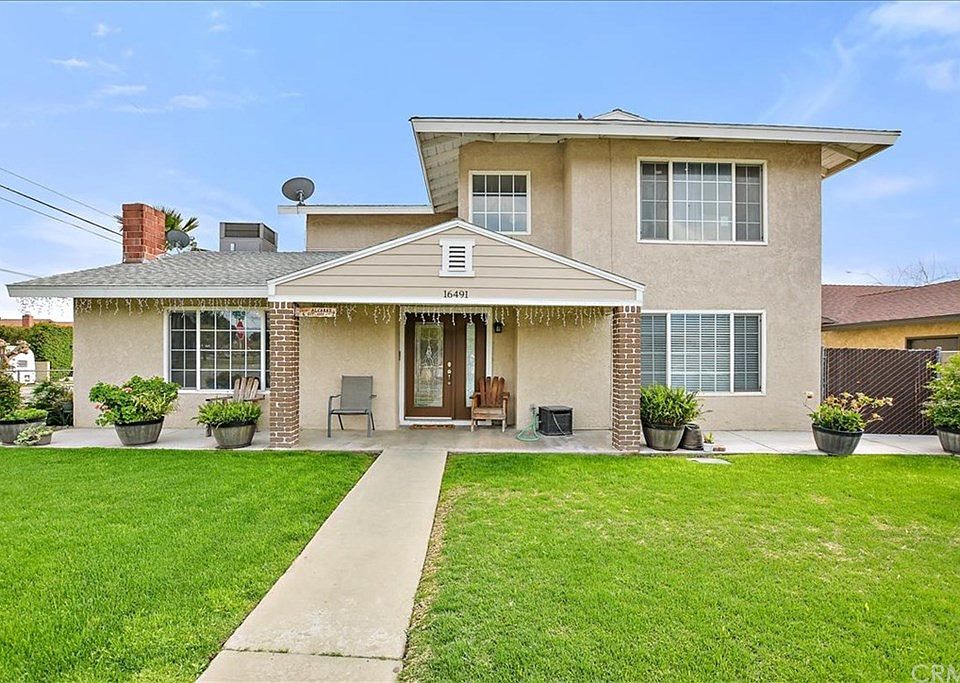 1st image of 16491 Holly Dr