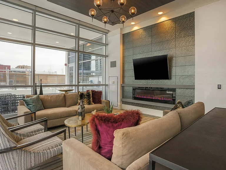 The Elle Apartments — Photo 9