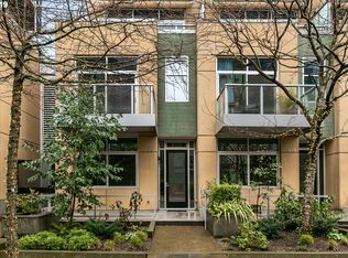 0815 815 Sw Pennoyer St, Portland, OR 97239