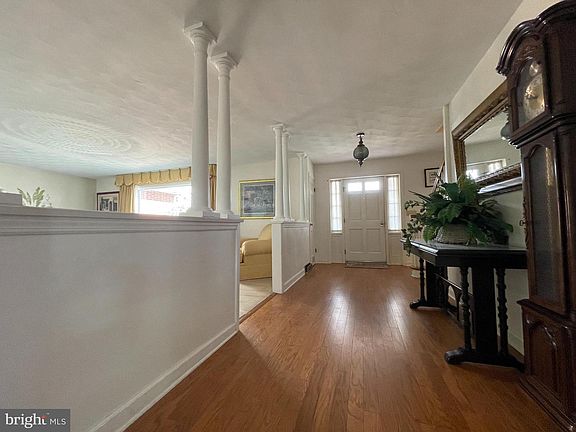 5th image of 15507 Ivy Ct SW