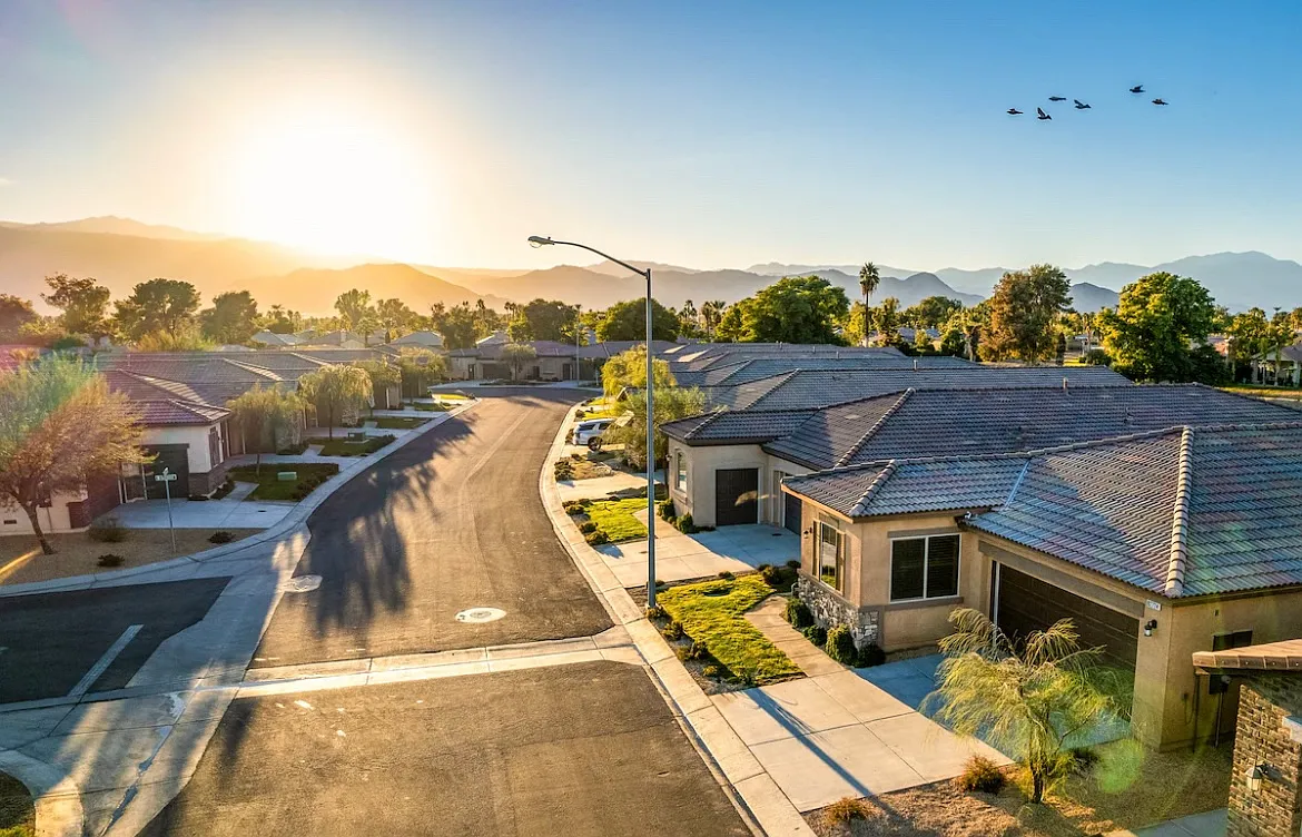Burnett Dr, Indio — Photo 3