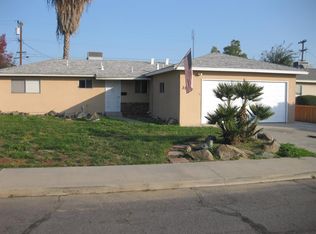 320 N 3rd St, Fowler, CA 93625