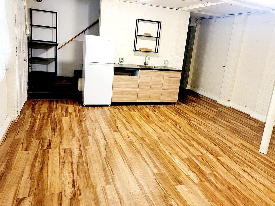 1st image of 20 N Garden Cir #B