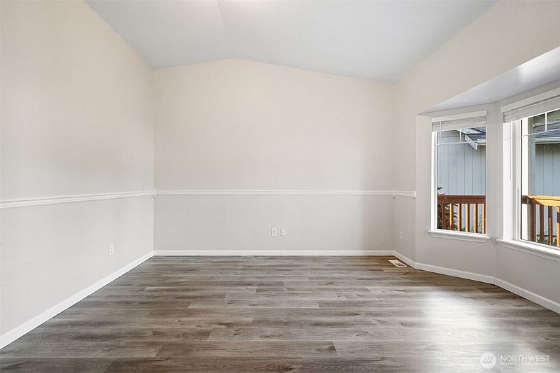 3rd image of 20322 86th Avenue Ct E