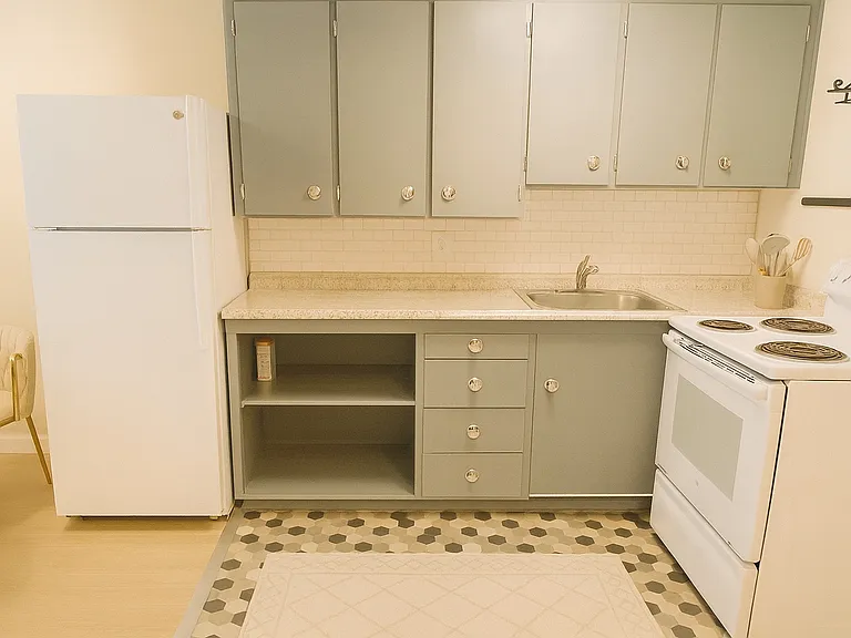 4411 Corliss Ave N #3 — Photo 5