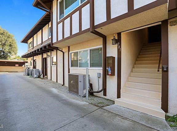 2nd image of 80 S Sunnyslope Ave APT 201
