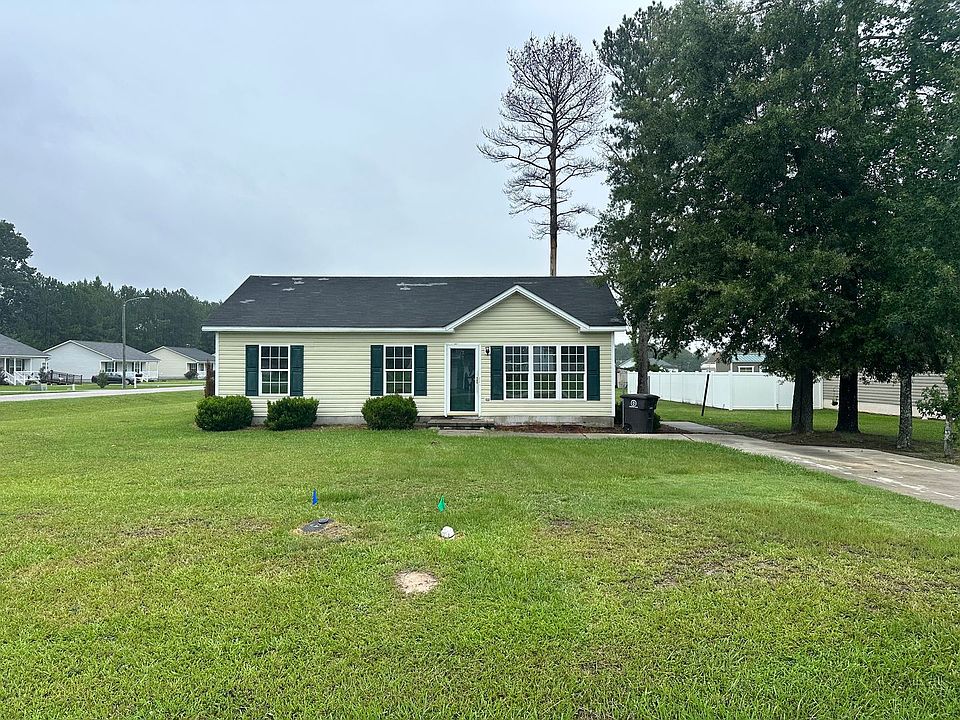1st image of 2215 Cotton Dr