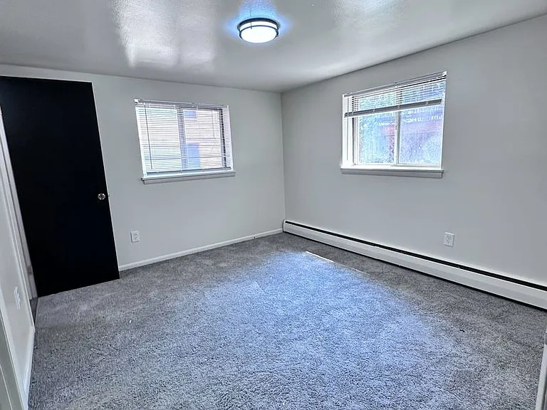 427 Wayne St — Photo 6