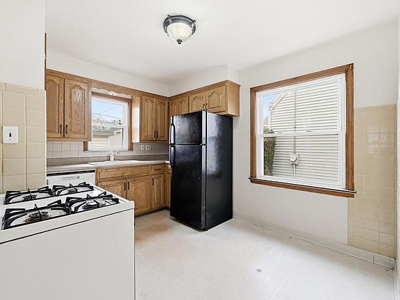 5th image of 8435 West Townsend STREET