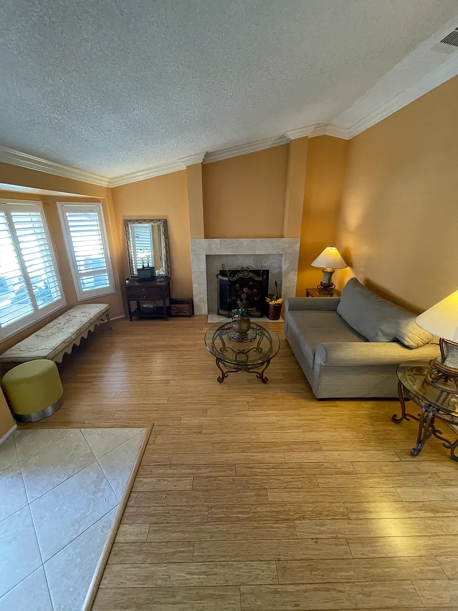 Building Photo - 39564 Long Ridge Dr