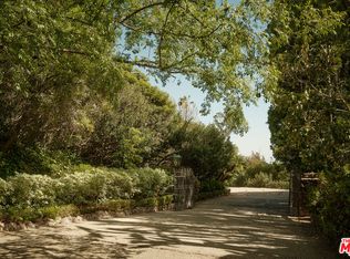 1117 N Beverly Dr, Beverly Hills, CA 90210