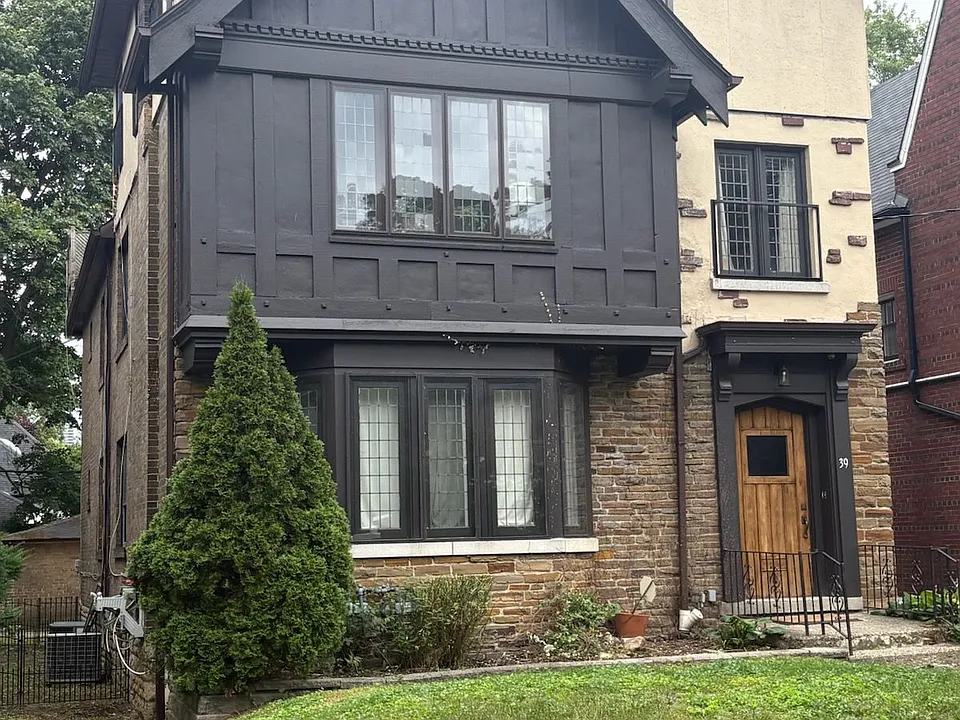 39 Whitehall Rd #UPPER