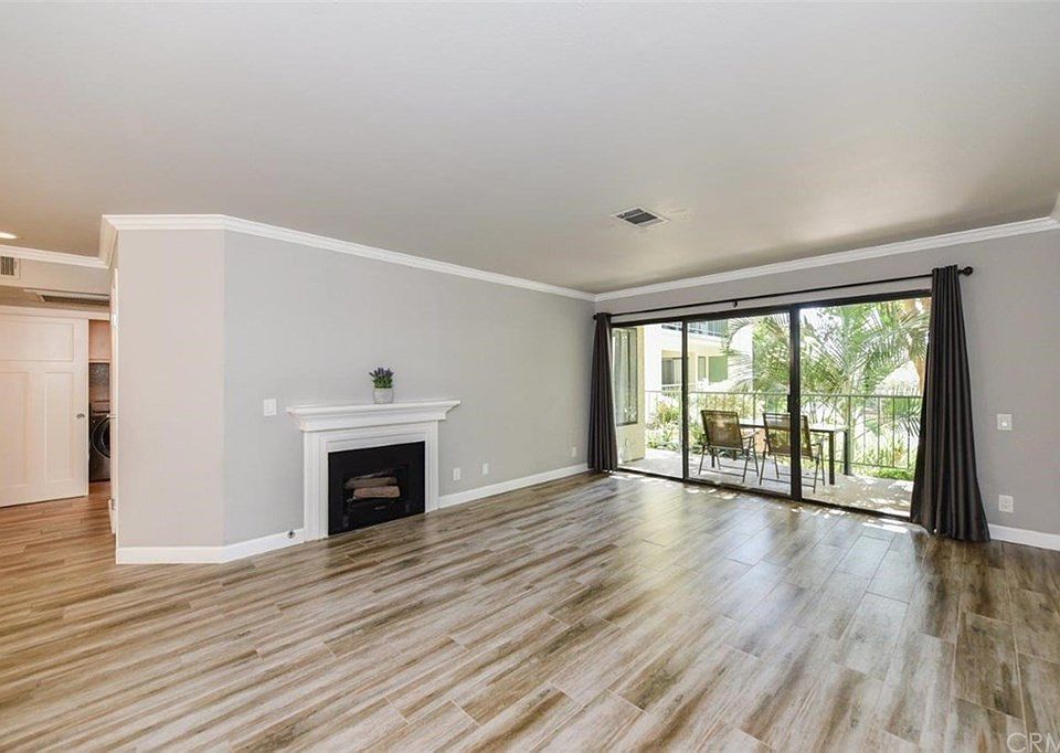 1st image of 4108 Apricot Dr #4108