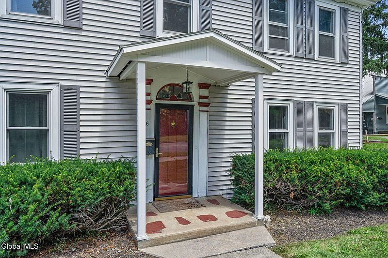 4th image of 66 Salem Street