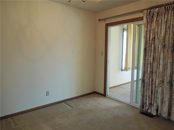 4th image of 10723 Georgia Ave
