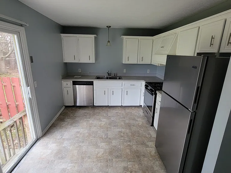 2128 Breton Rd SE — Photo 1