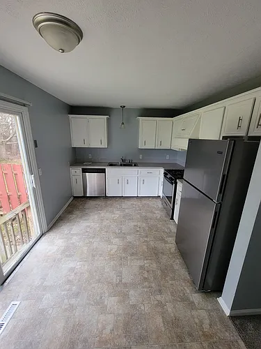 2128 Breton Rd SE Photo 1