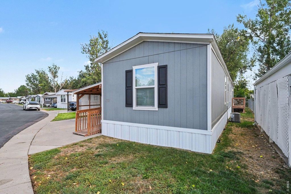 1428 Sunset Pl #20