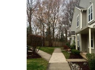 2404B Sedgefield Dr, Mount Laurel, NJ 08054