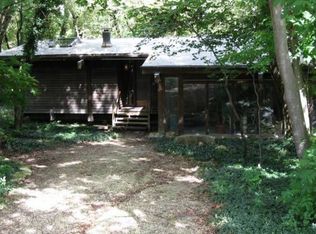 1902 Blue Hills Rd, Manhattan, KS 66502