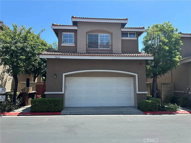 1416 Boone Way — Photo 1
