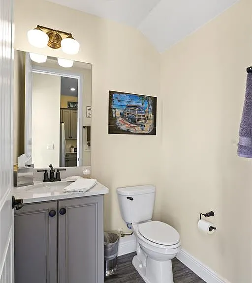 8040 Lost Shaker Ln — Photo 26