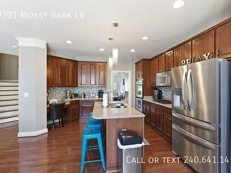 9701 Mossy Bark Ln — Photo 14