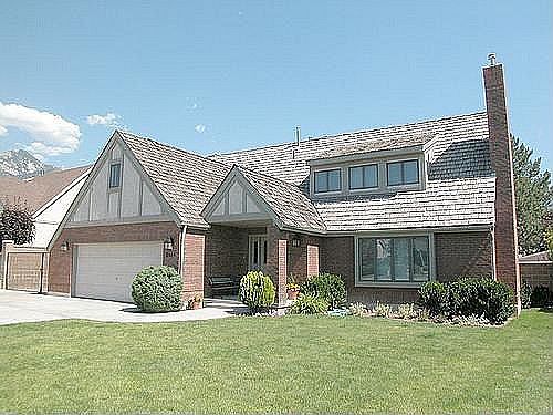 2494 Willow Hills Drive