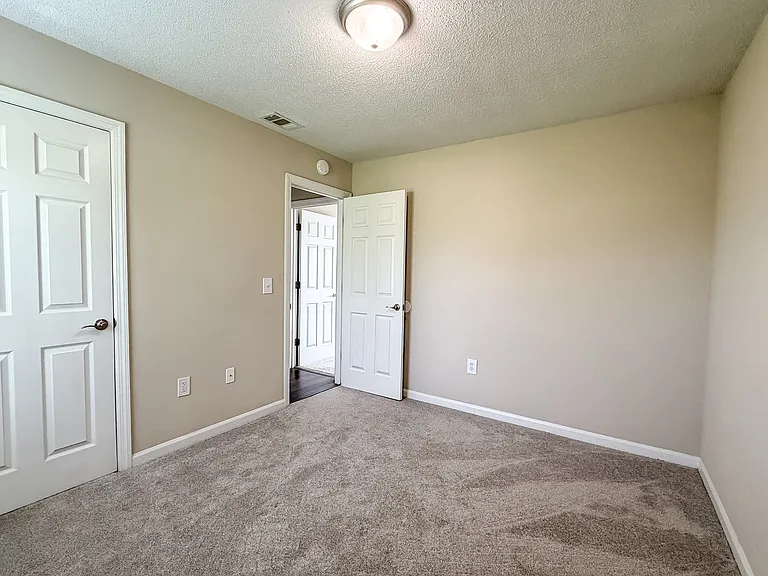 431 Fair Rd #11 — Photo 6