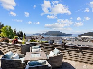 1808 Highland Dr, Anacortes, WA