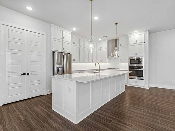 The Juniper - Kitchen