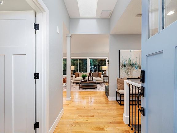 4th image of 4188 Cobb Way