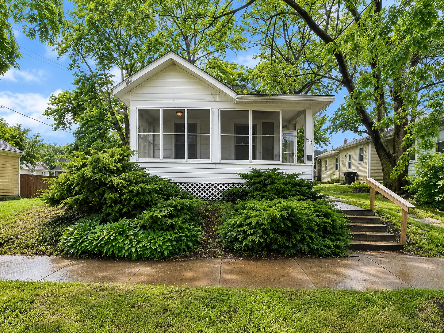 2015 N Central — Photo 2