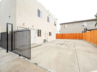 7411 Stanford Ave, Los Angeles, CA 90001
