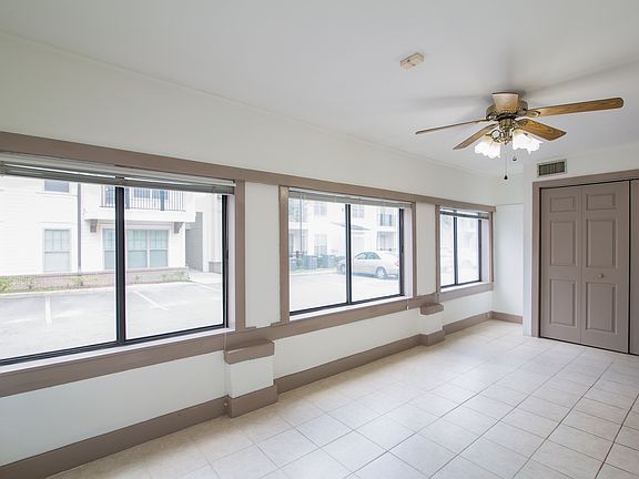 5th image of 1103 SW 6th Ave APT B