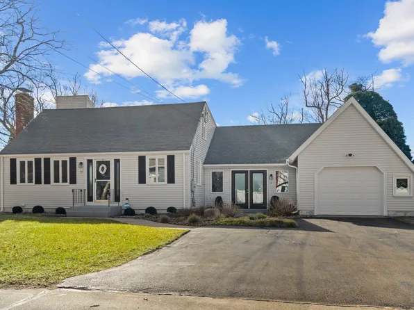75 Fenwood Drive, Old Saybrook, CT 06475