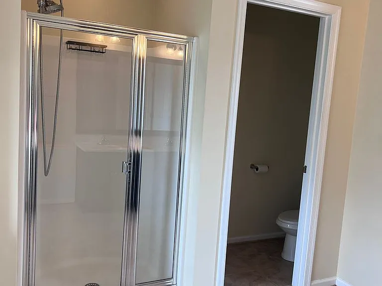 13 Hampshire Glen Pkwy — Photo 22