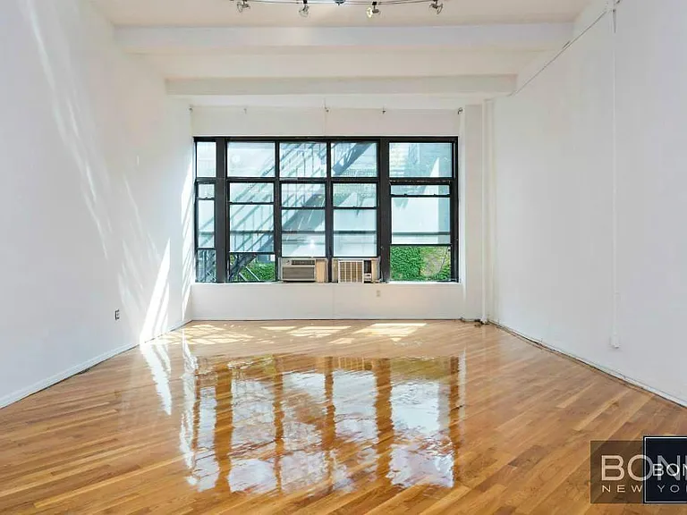 810 Broadway #5-R — Photo 8
