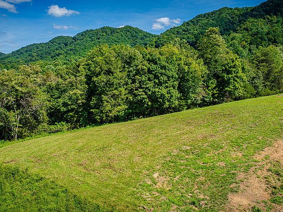 4th image of LOT 5 Blackberry Hills Trl