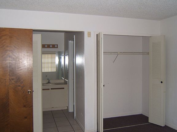 3rd image of 2224 Barbados Ct