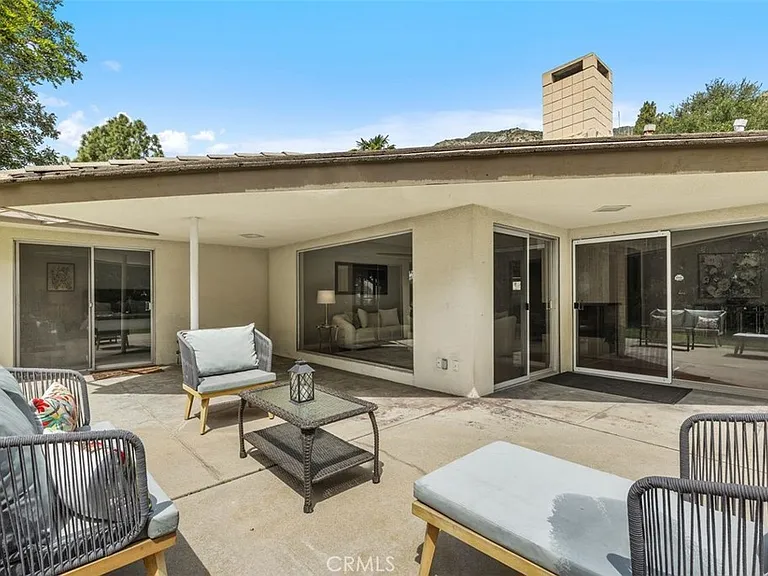 2206 Canyon Rd — Photo 32