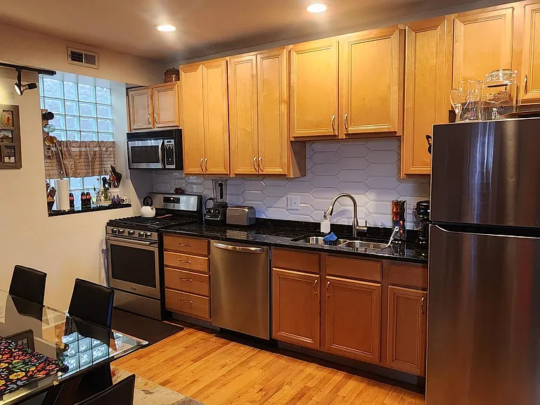 2623 N California Ave #1 — Photo 3